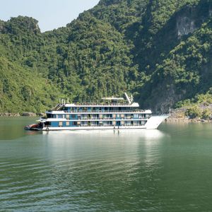 Halong Bay Cruise