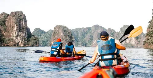 Halong Bay naar Hanoi